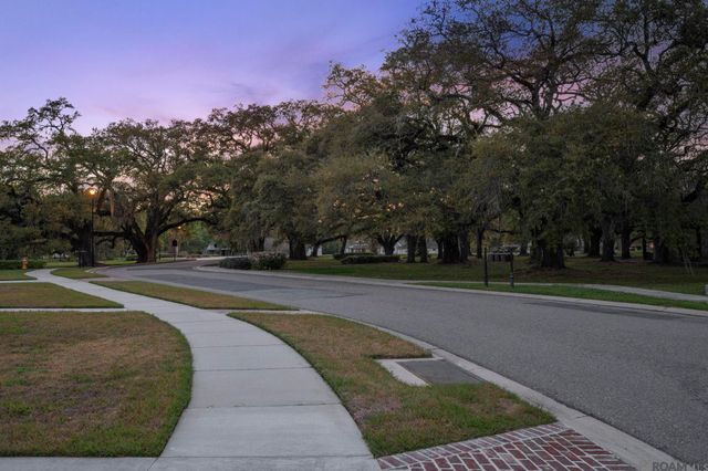 12696 Solemn Oaks Ave, Baton Rouge, LA 70818