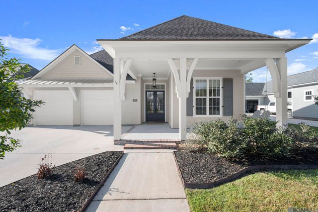 12696 Solemn Oaks Ave, Baton Rouge, LA 70818