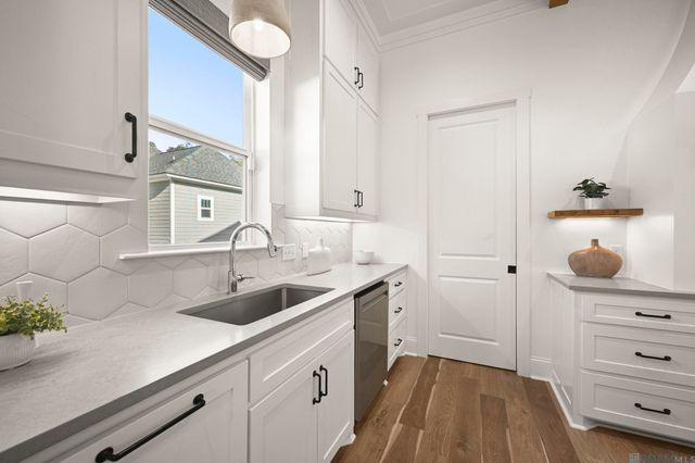 12696 Solemn Oaks Ave, Baton Rouge, LA 70818