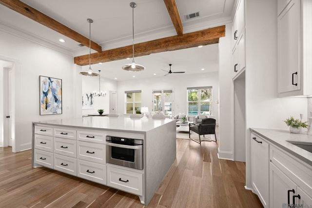 12696 Solemn Oaks Ave, Baton Rouge, LA 70818