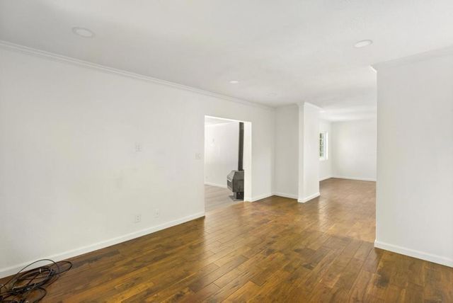 620 Hidden Valley Road, Royal Oaks, CA 95076