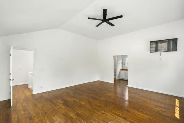 620 Hidden Valley Road, Royal Oaks, CA 95076