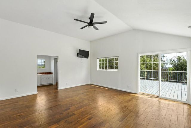 620 Hidden Valley Road, Royal Oaks, CA 95076