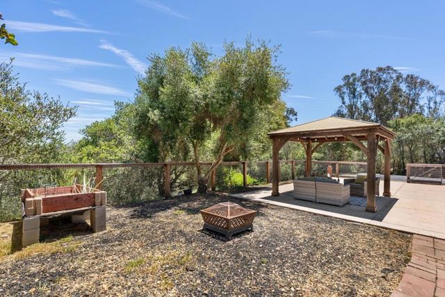 620 Hidden Valley Road, Royal Oaks, CA 95076