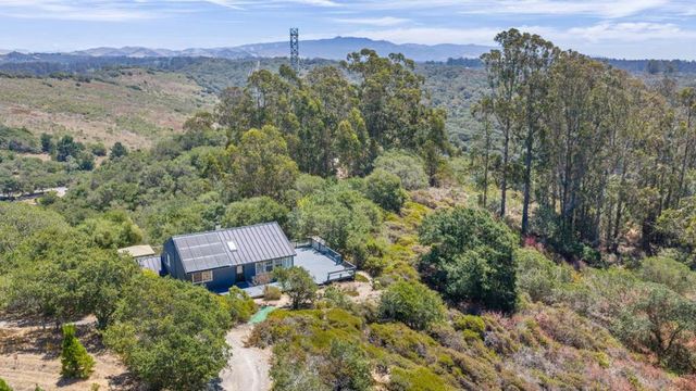 620 Hidden Valley Road, Royal Oaks, CA 95076