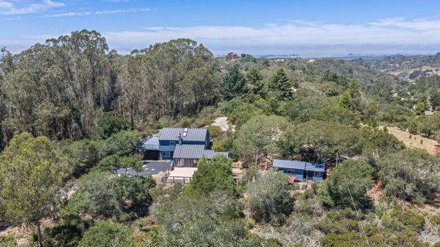620 Hidden Valley Road, Royal Oaks, CA 95076