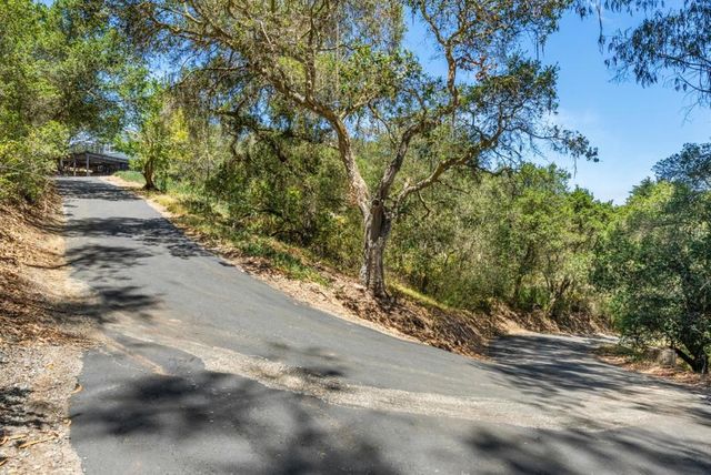 620 Hidden Valley Road, Royal Oaks, CA 95076