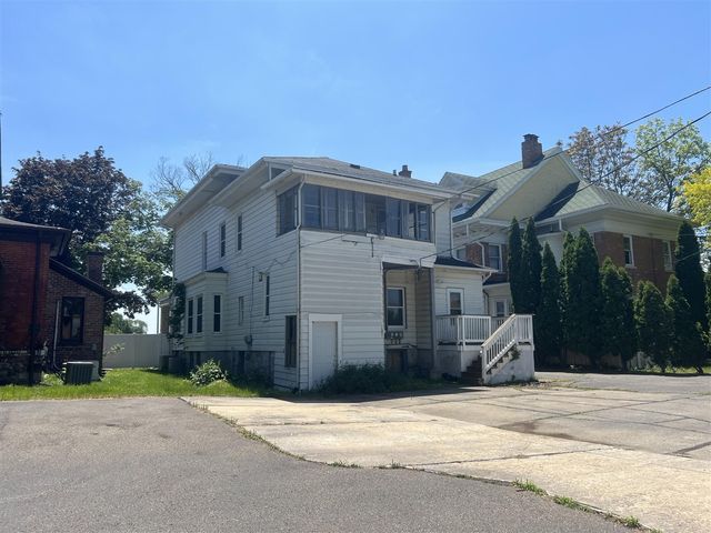 165 Capital Avenue, Battle Creek, MI 49017