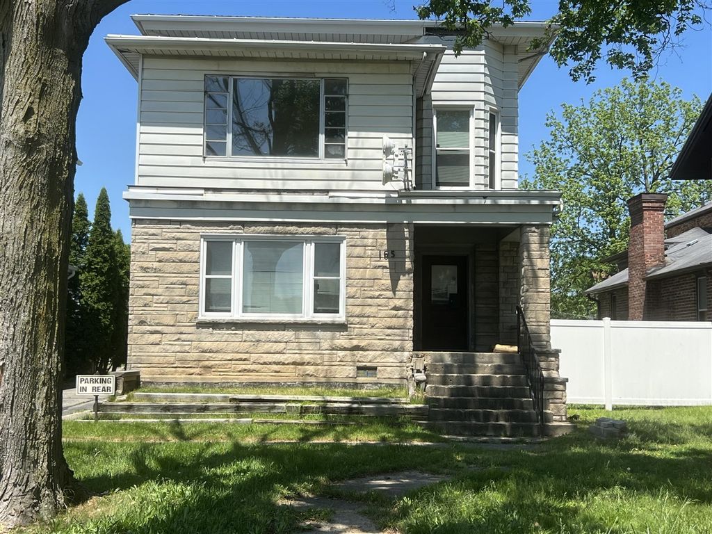 165 Capital Avenue, Battle Creek, MI 49017