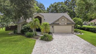 2704 BUCKHORN OAKS DRIVE, Valrico, FL 33594