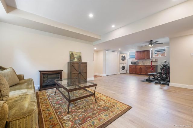 183 Drake Avenue 1K, New Rochelle, NY 10805