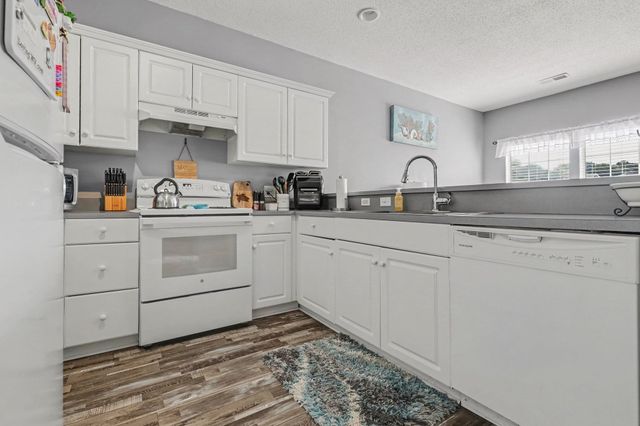 2482 Coastline Ct Unit 202, Murrells Inlet, SC 29576