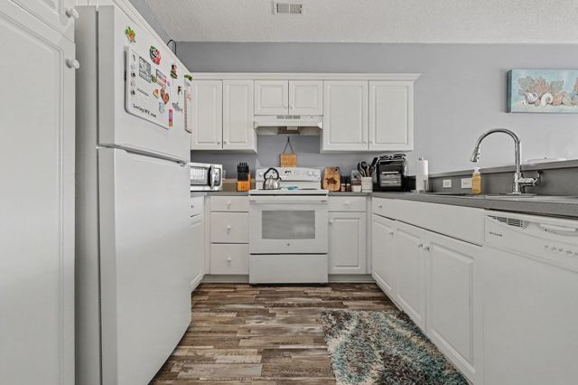 2482 Coastline Ct Unit 202, Murrells Inlet, SC 29576