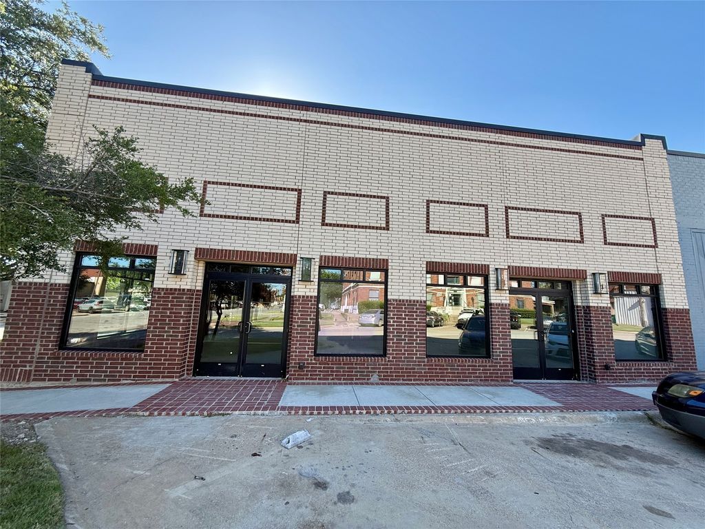 200 E Nash Street, Terrell, TX 75160