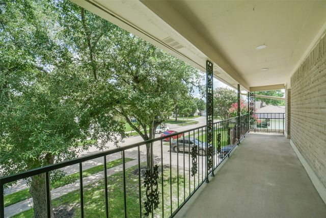 18606 Mellowgrove Lane, Spring, TX 77379