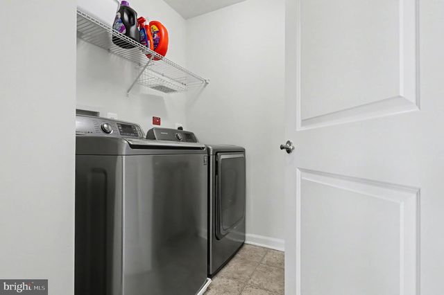 11862 PEPPERVINE DR, Clarksburg, MD 20871