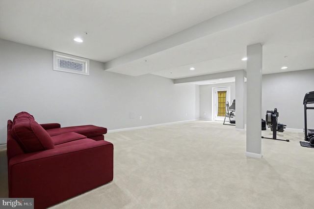 11862 PEPPERVINE DR, Clarksburg, MD 20871