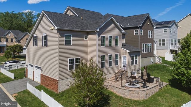 11862 PEPPERVINE DR, Clarksburg, MD 20871