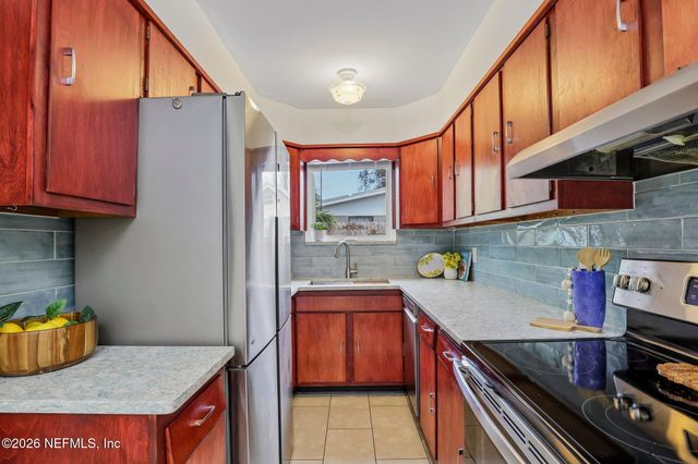 2344 BAYVIEW Road, Jacksonville, FL 32210