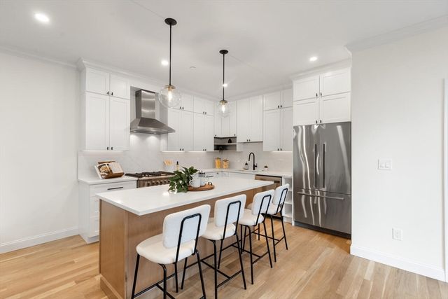 27 Shepard St 3, Boston, MA 02135