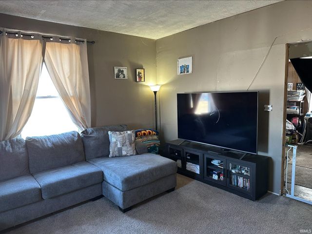 658 N SMITH Street, Peru, IN 46970