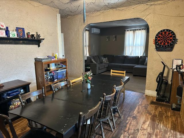 658 N SMITH Street, Peru, IN 46970