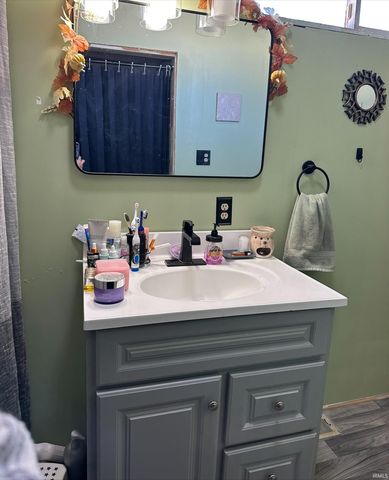 658 N SMITH Street, Peru, IN 46970