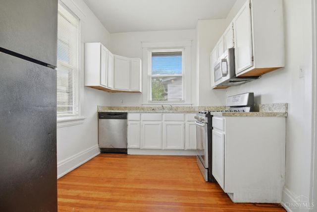 54 E Mitchell Avenue, St Bernard, OH 45217