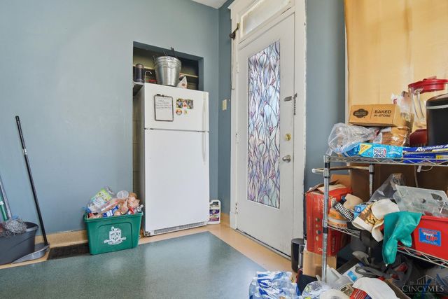 54 E Mitchell Avenue, St Bernard, OH 45217