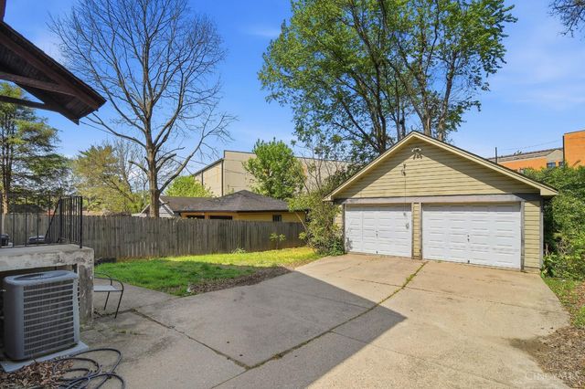 54 E Mitchell Avenue, St Bernard, OH 45217