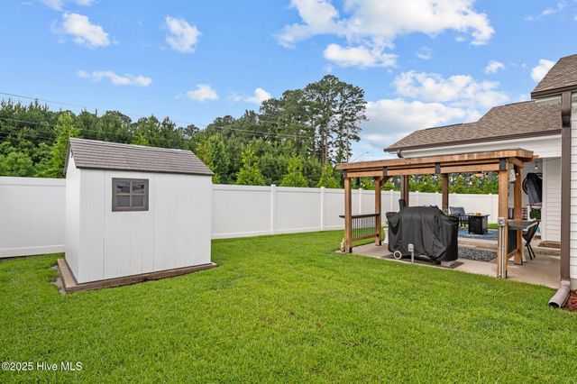 532 Norberry Drive, Winterville, NC 28590