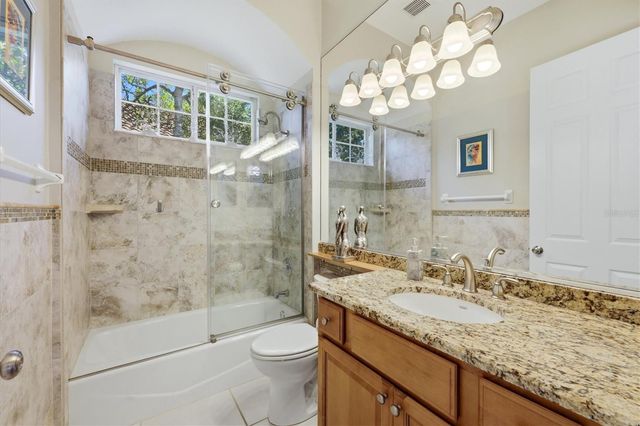 7346 WINDEMERE LANE, University Park, FL 34201