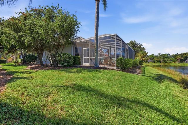 7346 WINDEMERE LANE, University Park, FL 34201