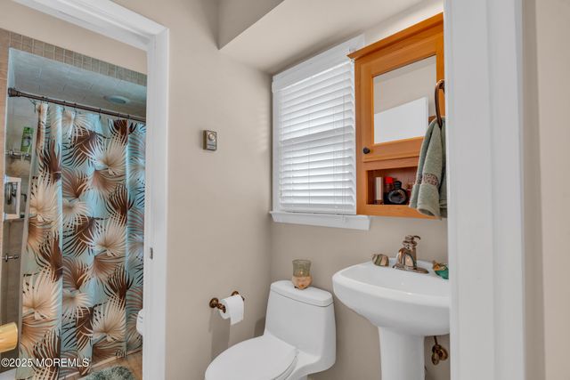 4 Addison Court, Brick, NJ 08724