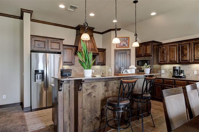 3705 Kings Canyon Road, Norman, OK 73071