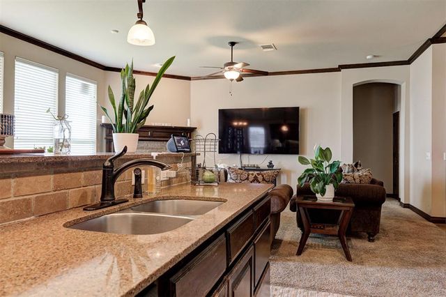 3705 Kings Canyon Road, Norman, OK 73071