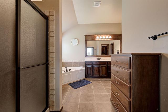 3705 Kings Canyon Road, Norman, OK 73071