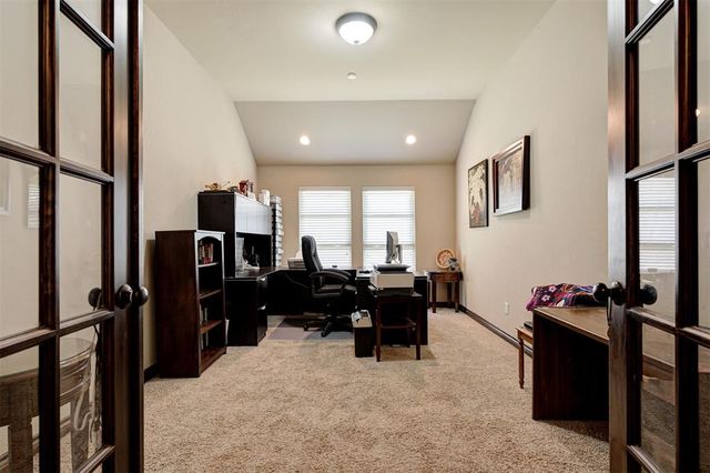 3705 Kings Canyon Road, Norman, OK 73071