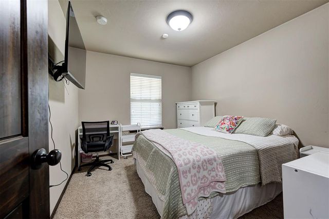 3705 Kings Canyon Road, Norman, OK 73071