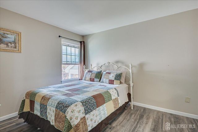 57 Renaissance Lane, New Brunswick, NJ 08901