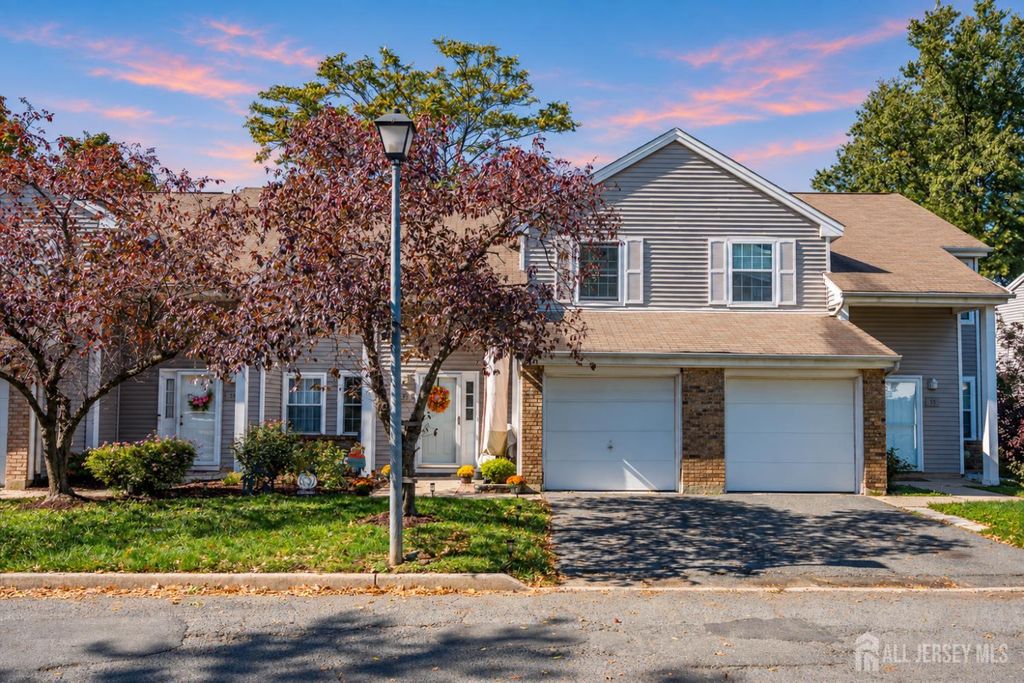57 Renaissance Lane, New Brunswick, NJ 08901