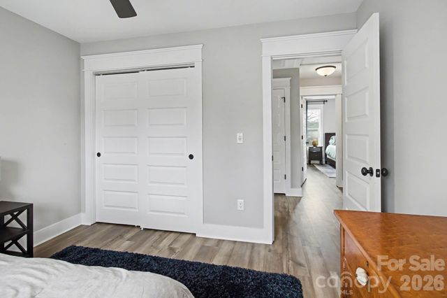 9 Crane Street, Asheville, NC 28806