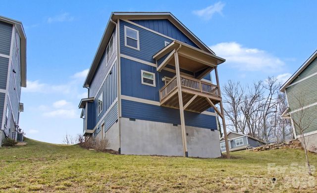 9 Crane Street, Asheville, NC 28806