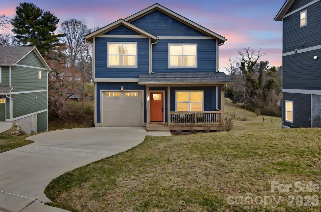 9 Crane Street, Asheville, NC 28806