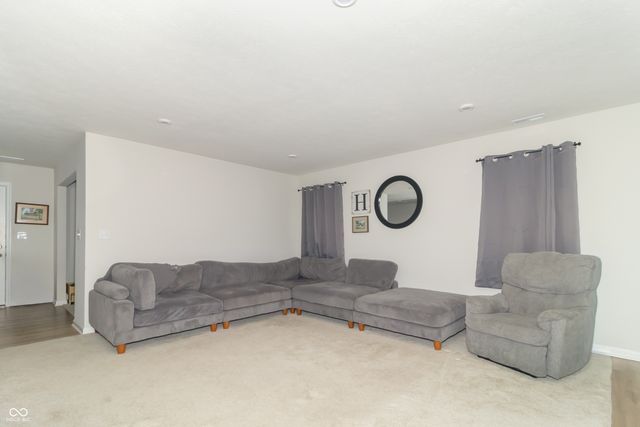 1730 Cascades Drive, Greenfield, IN 46140