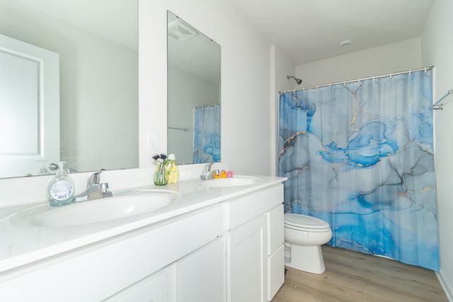 1730 Cascades Drive, Greenfield, IN 46140