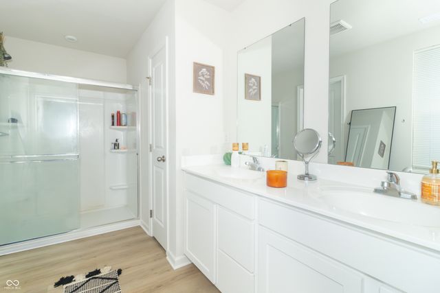 1730 Cascades Drive, Greenfield, IN 46140