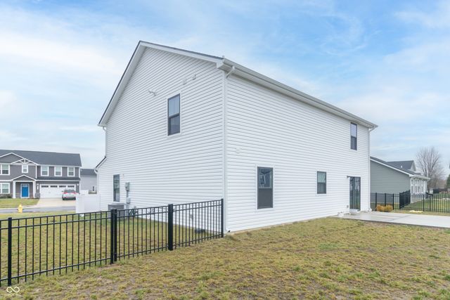 1730 Cascades Drive, Greenfield, IN 46140