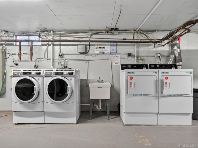 210 Parkside Drive 210, Suffern, NY 10901