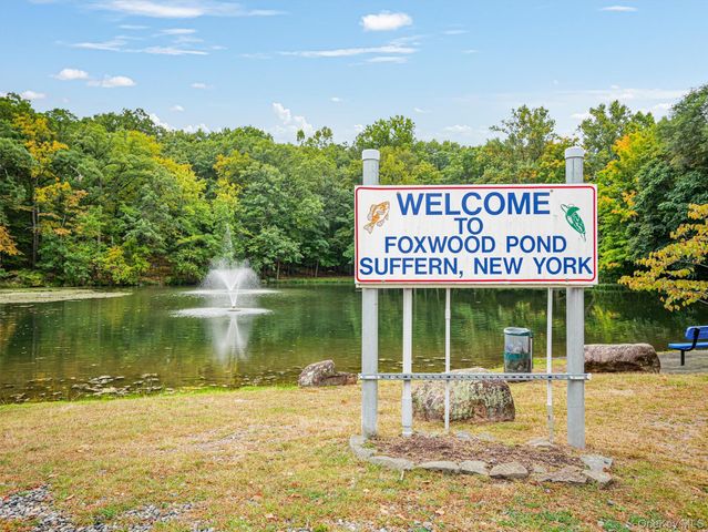 210 Parkside Drive 210, Suffern, NY 10901